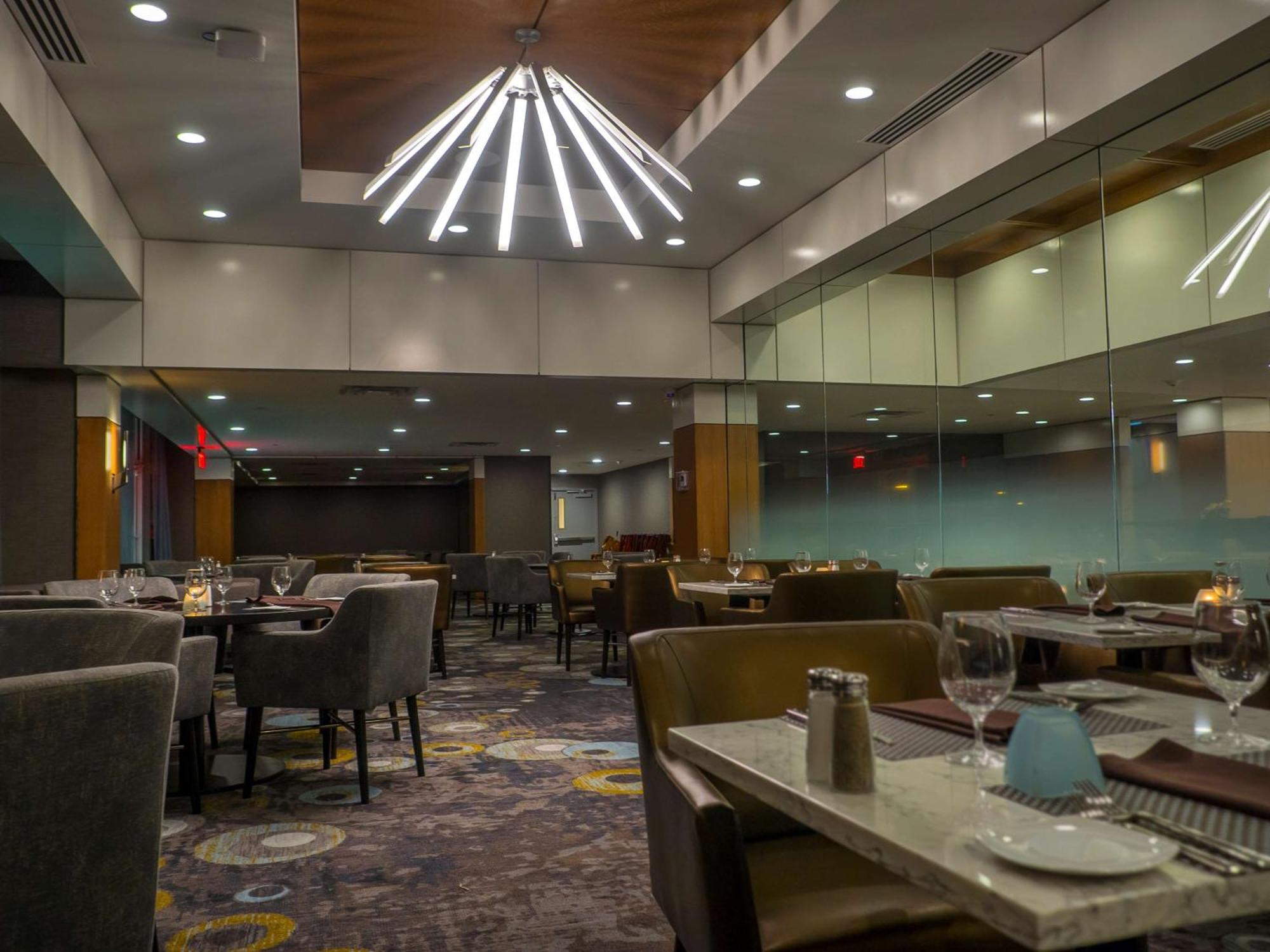 Doubletree By Hilton Hotel Niagara Falls New York Ngoại thất bức ảnh