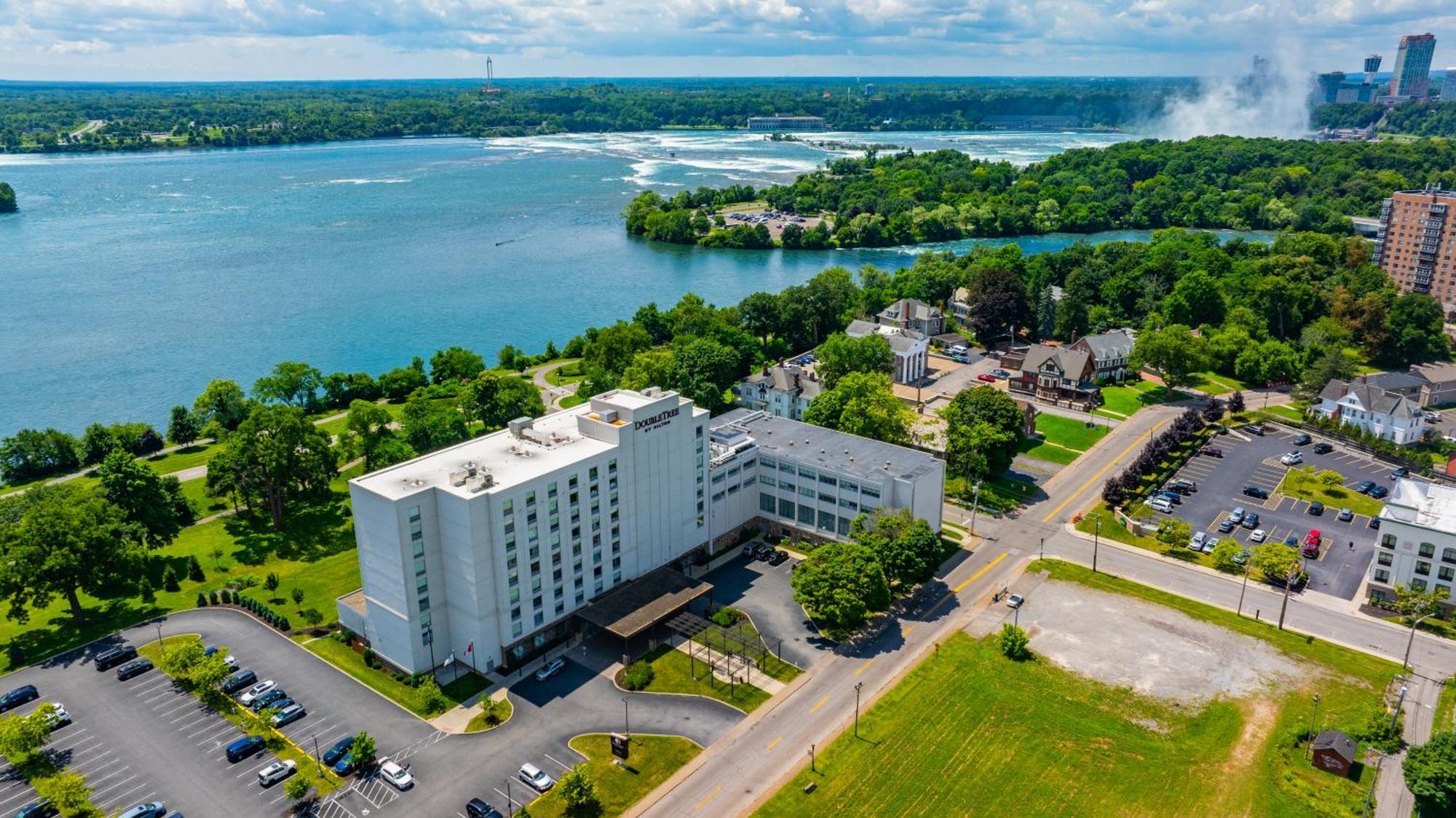 Doubletree By Hilton Hotel Niagara Falls New York Ngoại thất bức ảnh